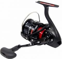 Apia Ventura 3012 Lunker Custom 11+1BB Spin Makine